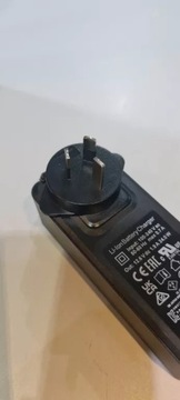 ЗАРЯДНОЕ УСТРОЙСТВО ДЛЯ СВАРОЧНОЙ МАСКИ /3M SPEEDGLAD / КОМПЛЕКТ