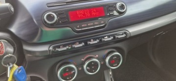 Alfa Romeo Giulietta Nuova II Hatchback 5d 1.6 JTD 16v 105KM 2013 Alfa Romeo Giulietta 1.6 JTDM 16V, zdjęcie 29
