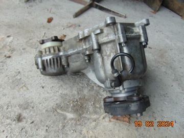 BMW E90 320xD E60 520xD REDUKTOR ROZDZIELACZ x DRIVE ATC300 7552701 ja NOWY