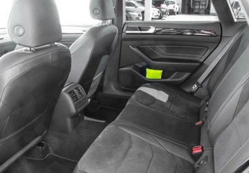 Volkswagen Arteon Fastback Facelifting 2.0 TSI 190KM 2024 Volkswagen Arteon 2.0TSI 190KM R-Line DSG, Tempomat Aktywny, Podgrzewane F, zdjęcie 10