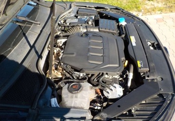 Volkswagen Passat B8 Variant Facelifting 2.0 TDI SCR 150KM 2022 Volkswagen Passat R-line Okazja 2.0 Diesel 150KM, zdjęcie 4