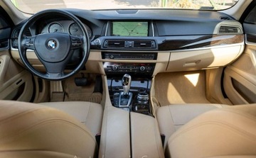 BMW Seria 5 F10-F11 Limuzyna Facelifting 535i 306KM 2014 BMW Seria 5 BMW SERIA 5 VI (F07F10F11) 535 xDrive 306KM 3.0 Benzyna 306KM, zdjęcie 13