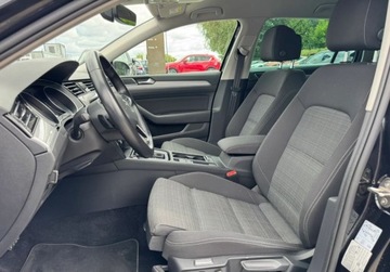 Volkswagen Passat B8 Variant Facelifting 2.0 TSI 190KM 2019 Volkswagen Passat 2.0 DSG 190KM Salon Polska Serwisy ASO FV23 2.0 Benzyna, zdjęcie 5