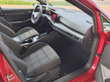 Volkswagen Golf VIII GTI 2.0 TSI 245KM 2023 Volkswagen Golf GTI serwis ASO 2.0TSI 245KM bezwypadkowy AppConn. kamera L, zdjęcie 9