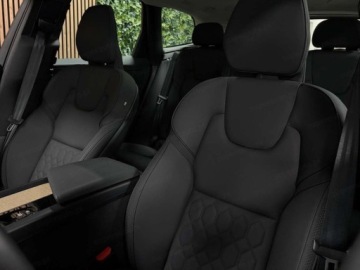 Volvo XC60 II 2026 VOLVO XC60 B5 AWD Plus Dark Suv 2.0 (250KM) 2026, zdjęcie 4