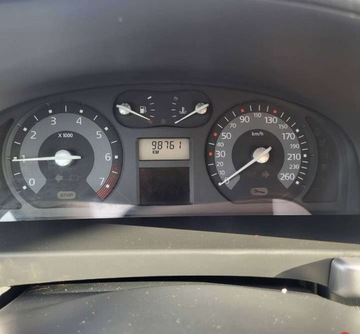 Renault Laguna II Hatchback 1.6 i 16V 107KM 2005 Renault Laguna Renault Laguna 1,6 16V super stan, klima sprawna przebieg 9, zdjęcie 8