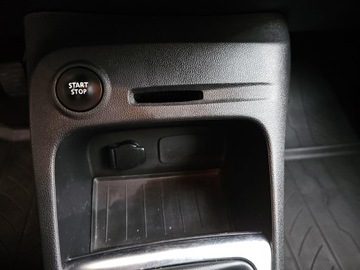 Renault Captur I Crossover Facelifting 0.9 Energy TCe 90KM 2019 Renault Captur 0.9 tce + LPG Limited, zdjęcie 22