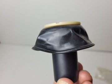 SUZUKI INTRUDER VS 1400 MEMBRANA GAŹNIKA