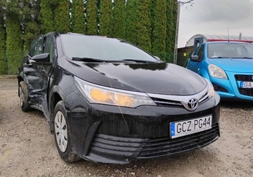 Toyota Corolla XII Sedan 1.6 Valvematic Dual VVT-i 132KM 2019 Toyota Corolla 2019r, 1.6 Benzyna. Uszkodzone boki. Jezdzi. 1.6 Benzyna