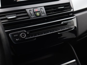 BMW Seria 2 F22-F23-F45-F46 Coupe Facelifting 218d 150KM 2018 BMW 2 Active Tourer 218d Active Tourer, zdjęcie 15