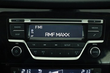 Nissan Qashqai II Crossover 1.2 DIG-T 115KM 2015 Nissan Qashqai 1.2 DIG-T, Salon Polska, Klima, zdjęcie 8