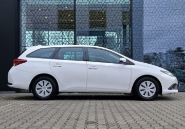 Toyota Auris II Touring Sports Facelifting 1.4 D-4D 90KM 2018 Toyota Auris Auris 1.4 90KM Active FV23 Serwis ASO 1.4 Diesel, zdjęcie 3