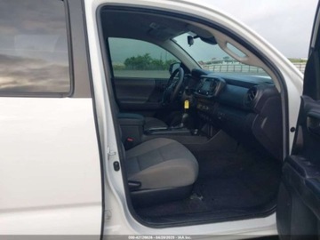 Toyota Tacoma II 2022 Toyota Tacoma SR 2022 2.7l 2.7 Benzyna 159KM, zdjęcie 9