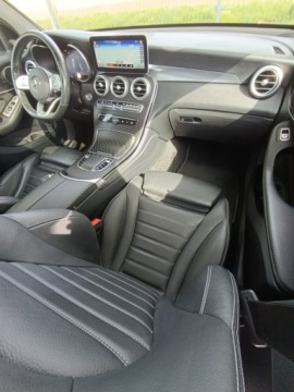 Mercedes GLC C253 SUV Facelifting 2.0 220d 194KM 2019 Mercedes GLC 220 GLC 4 Matic Lift 130.tys km, zdjęcie 38