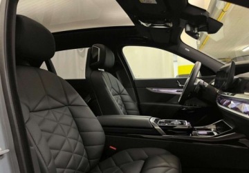 BMW Seria 7 G70 2024 BMW Seria 7 740d xDrive, M Pakiet, Gwarancja fabryczna, Serwis ASO, Faktur, zdjęcie 35