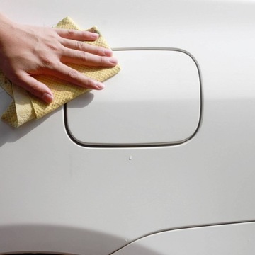 CAROZZA WOSK W SPRAYU NABŁYSZCZ DO KAROSERII 600ML