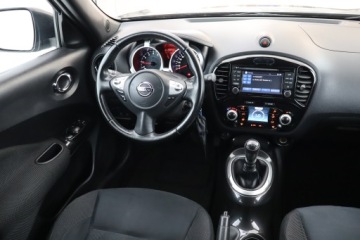 Nissan Juke I SUV Facelifting DIG-T 115KM 2015 Nissan Juke 1.2 DIG-T, Navi, Klima, Klimatronic, zdjęcie 6