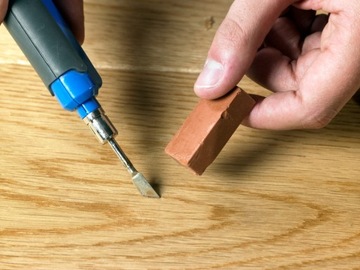 КОМПЛЕКТ ДЛЯ РЕМОНТА ПАНЕЛИ QUICK-STEP РЕМОНТНЫЙ ВОСК