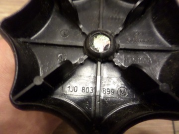 Болт крепления запасного колеса на VW Audi Skoda Fabia 3 III Seat Rapid