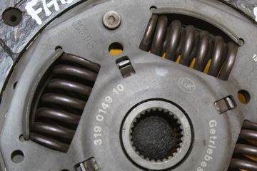 ДИСК СЦЕПЛЕНИЯ SKODA FABIA I 1.9 SDI 319014910