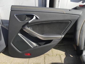 MERCEDES CLA 45 AMG W117 BOK DVEŘE ČALOUNĚNÍ