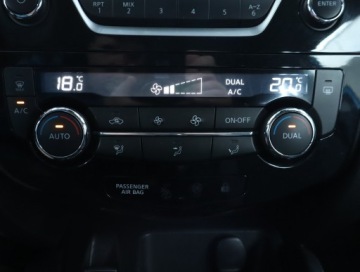 Nissan Qashqai II Crossover Facelifting 1.5 dCi 110KM 2018 Nissan Qashqai 1.5 dCi, Klima, Klimatronic, zdjęcie 15