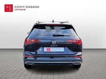 Volkswagen Golf VIII Alltrack 2.0 TDI 200KM 2022 Volkswagen Golf Alltr. 4Mot. ASO 2.0TSI 200KM bezwypadkowy pakiety panoram, zdjęcie 3