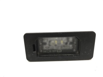 LAMPKA TABLICY REJESTRACYJNEJ 9481841 BMW G20 G21