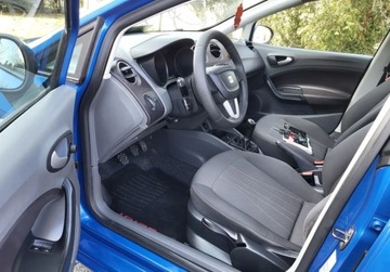 Seat Ibiza IV Hatchback 5d 1.2 MPI 70KM 2011 Seat Ibiza Seat Ibiza Tempomat Alufelgi 1.2 Benzyna 70KM, zdjęcie 3