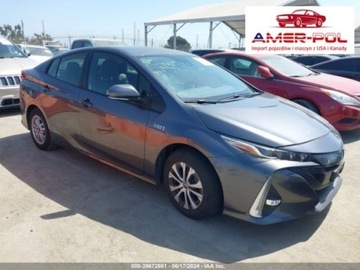 Toyota Prius IV 2021 Toyota Prius 2021r., 1.8L 1.8 Hybryda Plug-in 95KM