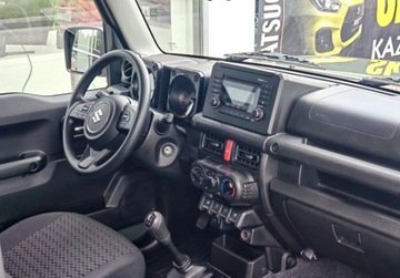Suzuki Jimny IV Terenowy N1 1.5 VVT 102KM 2024 Suzuki Jimny PRO 1.5 4WD 5MT Ciemno-zielony Auto uzywane 1.5 Benzyna, zdjęcie 28
