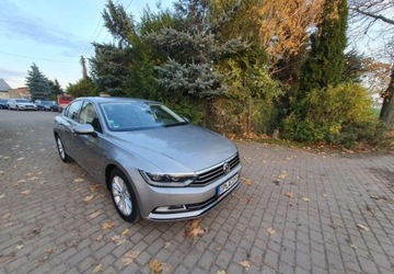 Volkswagen Passat B8 Limousine 2.0 TDI BlueMotion Technology 150KM 2015 Volkswagen Passat Volkswagen Passat 2.0 TDI BMT Highline DSG 2.0 Diesel, zdjęcie 1