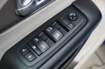 Chrysler Pacifica II 2021 Chrysler Pacifica 3.6 Benzyna LPG 291 KM, 4x4, 7osob, Kamera, Full LED, S, zdjęcie 21