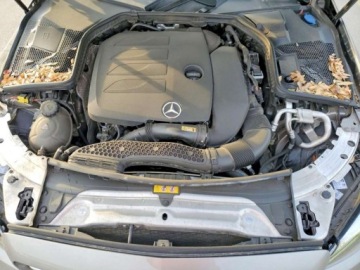 Mercedes Klasa C W206 2021 Mercedes-Benz Klasa C 300 2021 2.0 Benzyna 255KM, zdjęcie 6