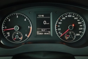 Volkswagen Jetta VI Sedan 1.6 TDI CR DPF 105KM 2012 VW Jetta 1.6 TDI, Salon Polska, Klima, zdjęcie 7