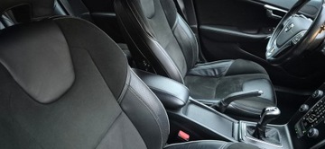 Volvo V40 II Hatchback Facelifting 2.0 D2 120KM 2017 VOLVO V40 R-DESING! Stan idealny!, zdjęcie 23