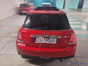 Mini One II Hatchback 1.4 95KM 2009 MINI ONE 1.4i Klimatronik 2xszyberdach Bezwypadkowy 1.4 Benzyna 95KM, zdjęcie 25