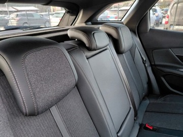 Peugeot 3008 II 2019 Peugeot 3008 GT Line Automat Full LED 2,0 Diesel 2.0 Diesel 177KM, zdjęcie 15