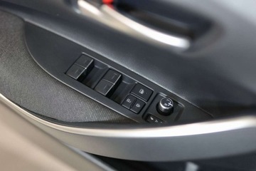 Toyota Corolla XII Sedan Facelifting 1.8 Hybrid 140KM 2023 Toyota Corolla 1.8 Hybrid Comfort 1.8 Hybryda 140KM, zdjęcie 19