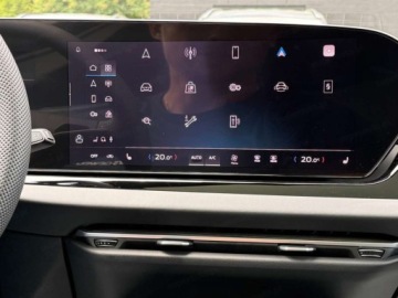 Audi A6 C8 Allroad 2.0 40 TDI 204KM 2025 AUDI A6 TDI quattro S line Avant Combi (204 KM) 2025, zdjęcie 9