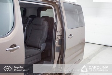 Toyota Proace II Furgon Medium 2.0 D-4D 177KM 2020 Toyota PROACE VERSO Verso 2.0 D4-D Medium Family A, zdjęcie 18