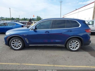 BMW X5 G05 2022 BMW X5 Phev xDrive45E 2022 3.0l 3.0 Hybryda 282KM, zdjęcie 2