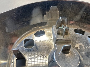 Хромированная решетка радиатора Toyota Auris 53111-02A40