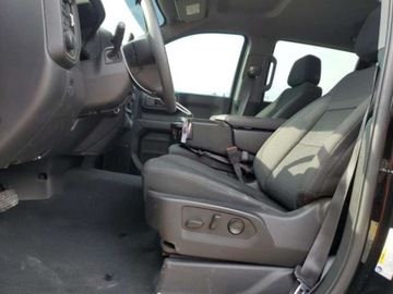 Chevrolet Silverado II 2023 Chevrolet Silverado 2023, 5.3L, 4x4, K1500 TRAIL BOSS CUSTOM, od ubezpiecz, zdjęcie 7