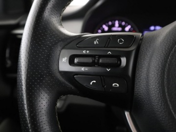 Kia Stonic I Crossover 1.6 CRDi 110KM 2018 Kia Stonic klima auto navi kamera i czujniki, zdjęcie 30