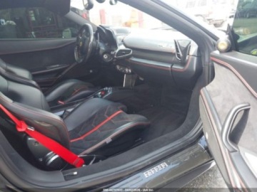 Ferrari 458 Italia 2015 Ferrari 458 Italia Spider 2015 4.5 Benzyna 570KM, zdjęcie 9