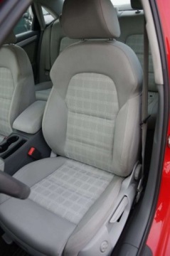 Audi A4 B8 Limousine Facelifting 2.0 TDI 150KM 2015 Audi A4 Limousine 2.0 TDI CR 150 KM, 4x4, Lift, S-Line, Webasto, Hak, GWAR, zdjęcie 23