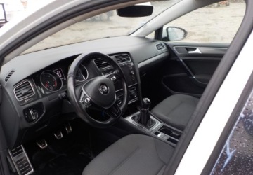 Volkswagen Golf VII Hatchback 3d Facelifting 1.6 TDI-CR DPF BMT 115KM 2018 Volkswagen Golf Diesel Okazja 1.6 Diesel 116KM, zdjęcie 22
