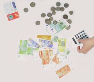 ДЕНЕЖНЫЕ БАНКНОТЫ И МОНЕТЫ ЕВРО ДЛЯ МАГАЗИНА PLAY
