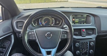 Volvo V40 II Hatchback Facelifting 2.0 D2 120KM 2017 Volvo V40 R-design 2.0 Diesel 120KM, zdjęcie 31